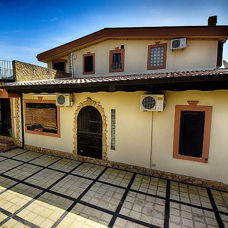 B&B Agave 64 Piazza Armerina Bagian luar foto